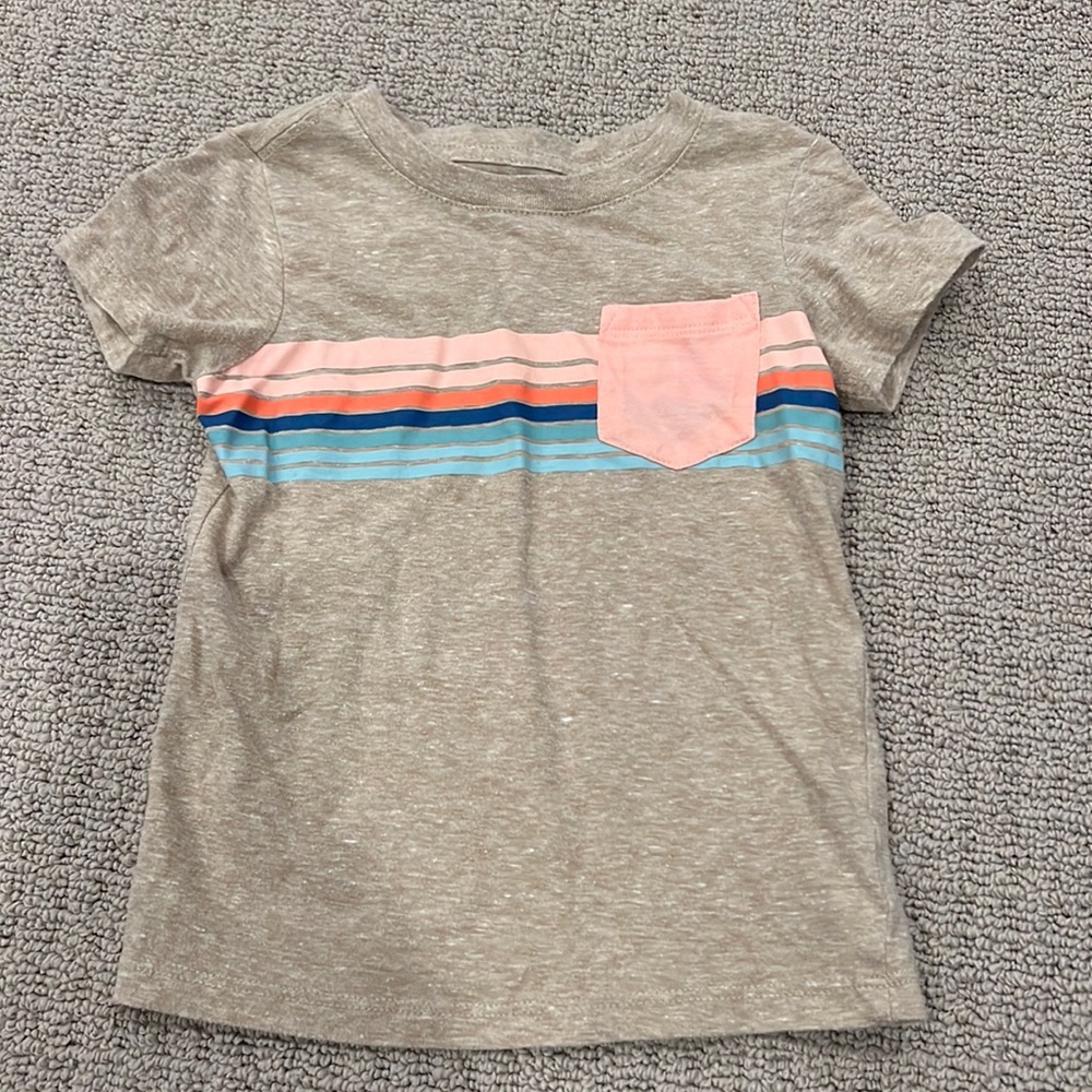 Cat & Jack boys tshirt size 3T!